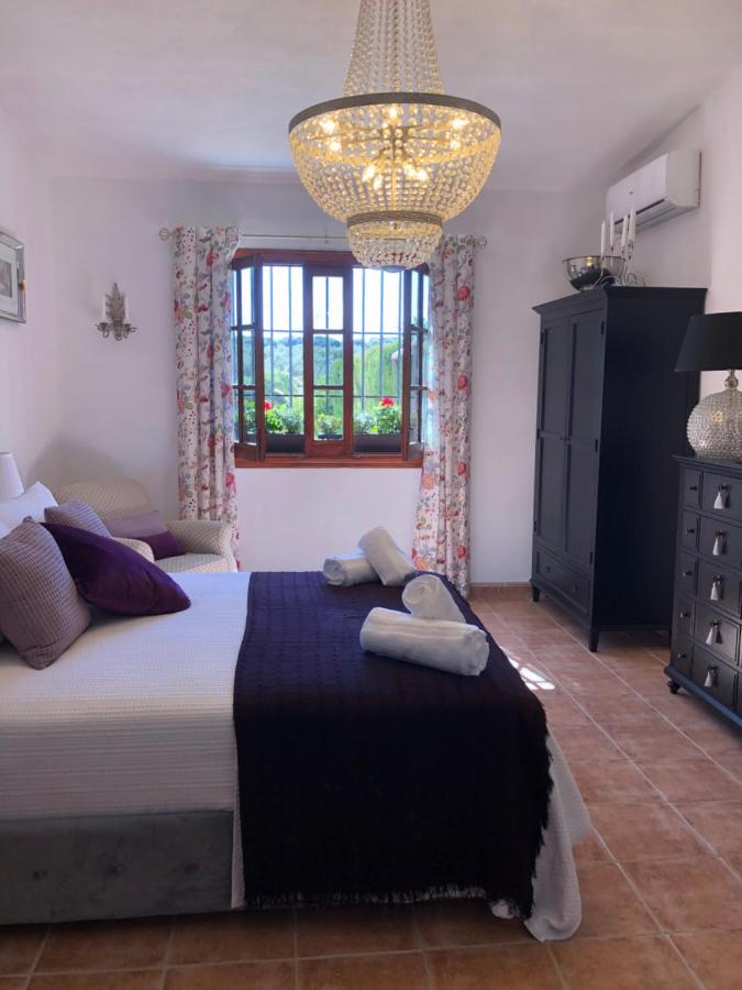 Casa La Alegria 37 Bed & Breakfast Villanueva de Tapia Dış mekan fotoğraf